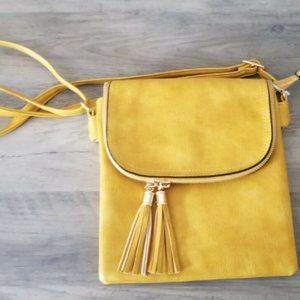 Yellow Messenger Crossbody Vegan Leather Inner Constellation 9.5"Lx11"Hx2"W